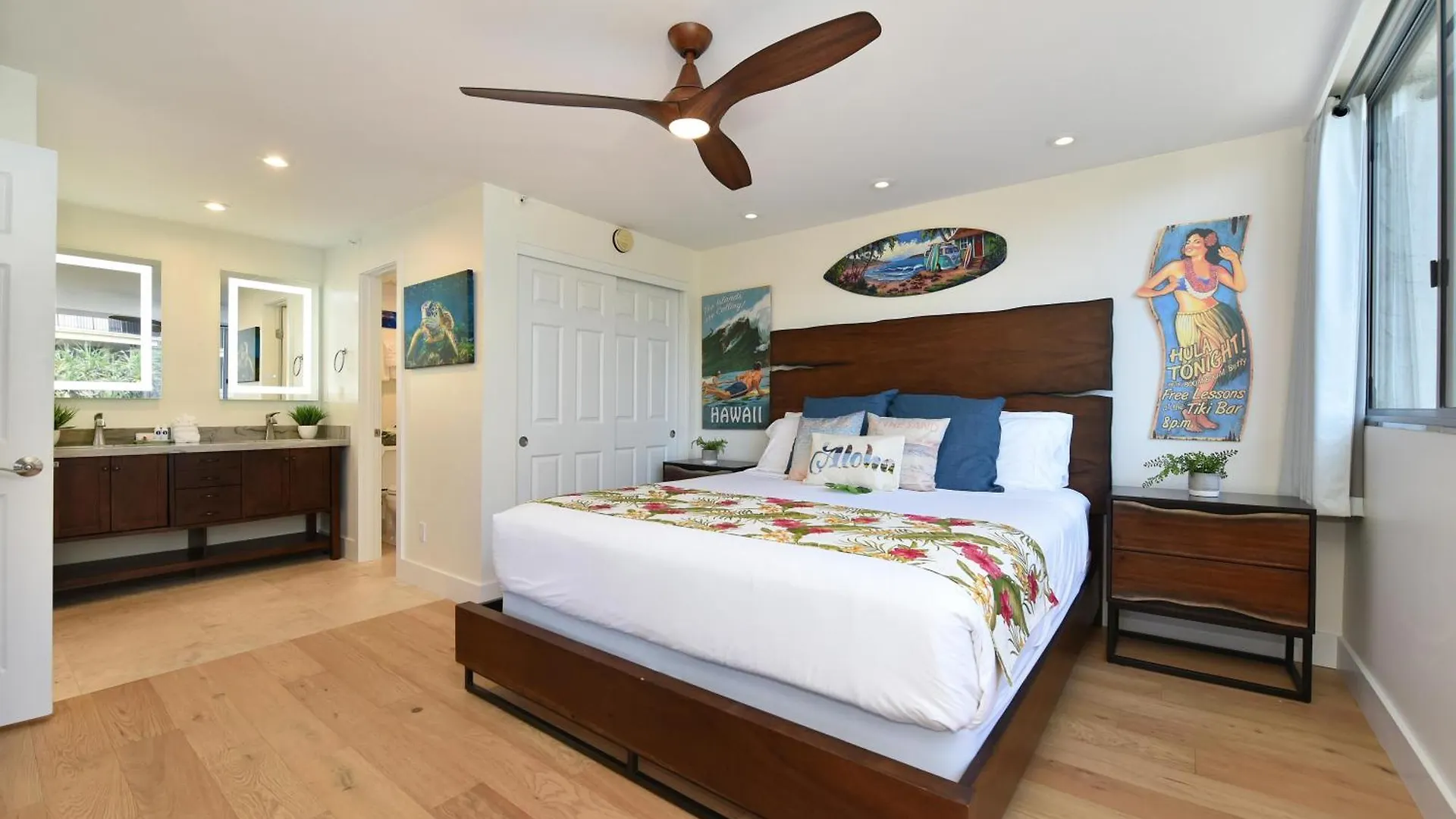 Royal Kahana 301 0*,